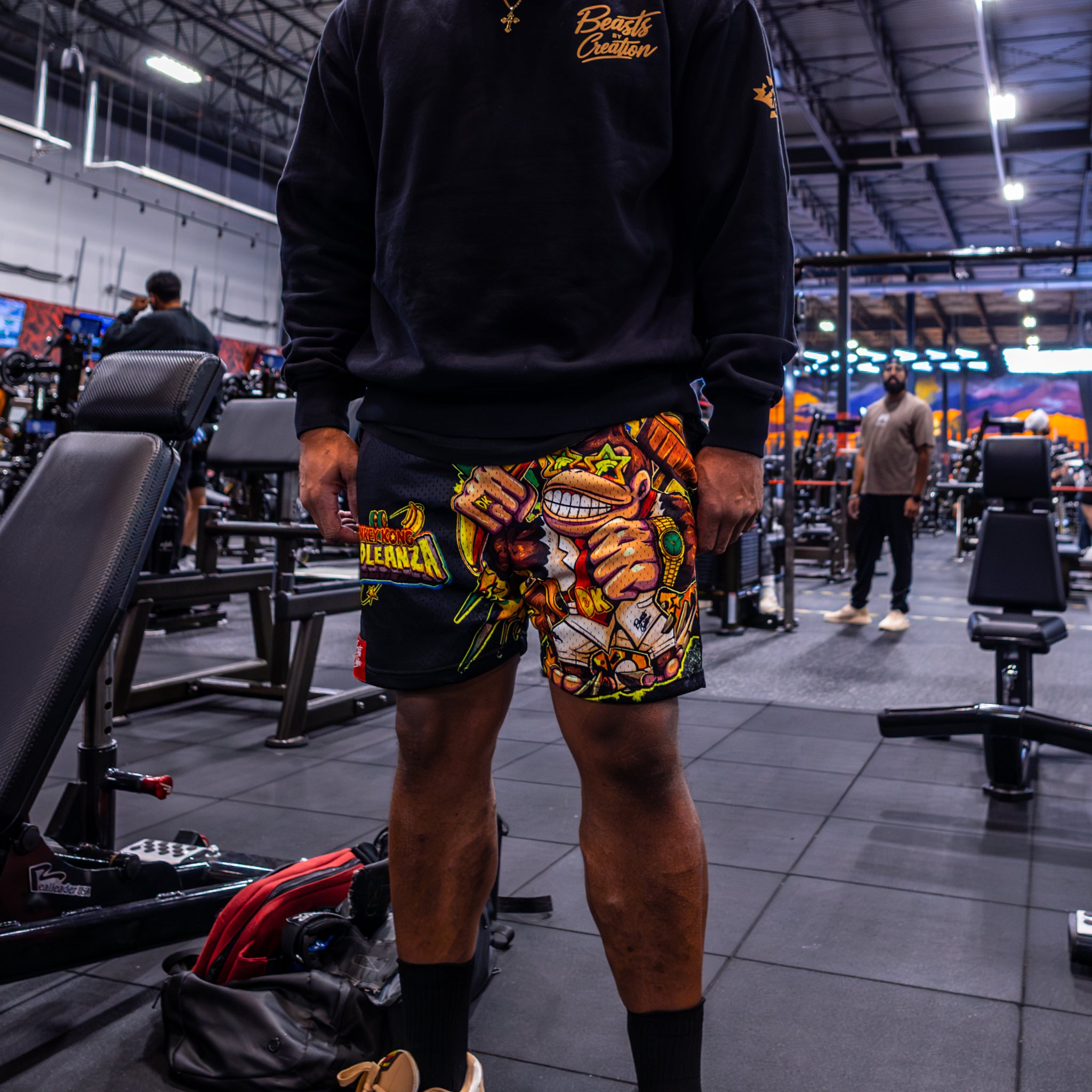 DONKEY KONG "SWOLEANZA" MESH SHORTS